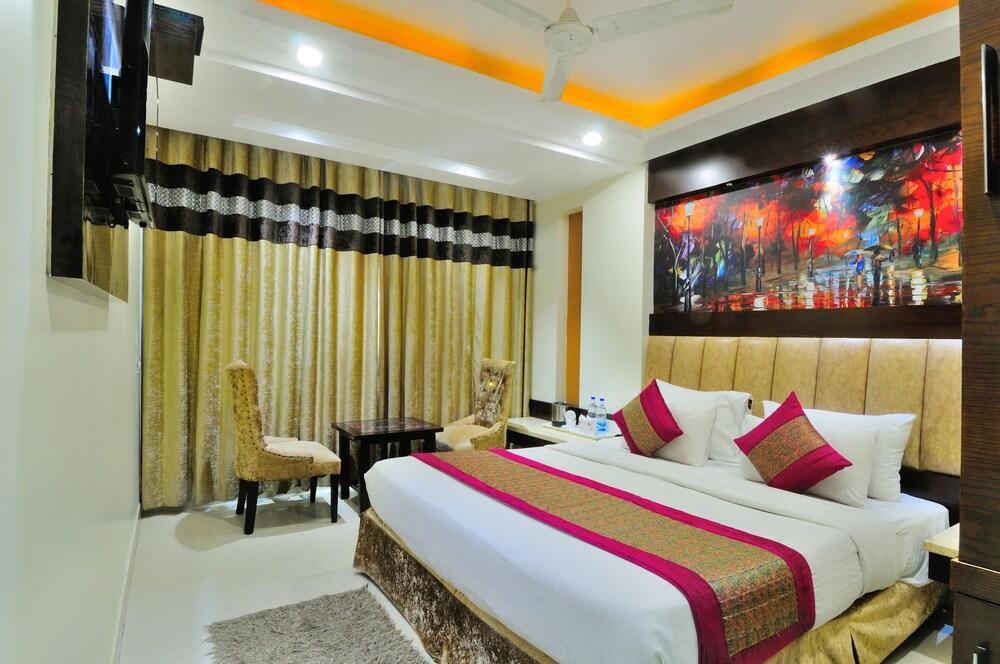 Sai Miracle - Luxury Living Nova Deli Exterior foto