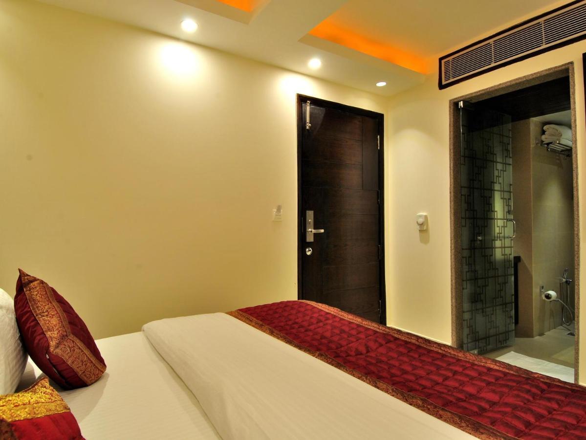 Sai Miracle - Luxury Living Nova Deli Exterior foto