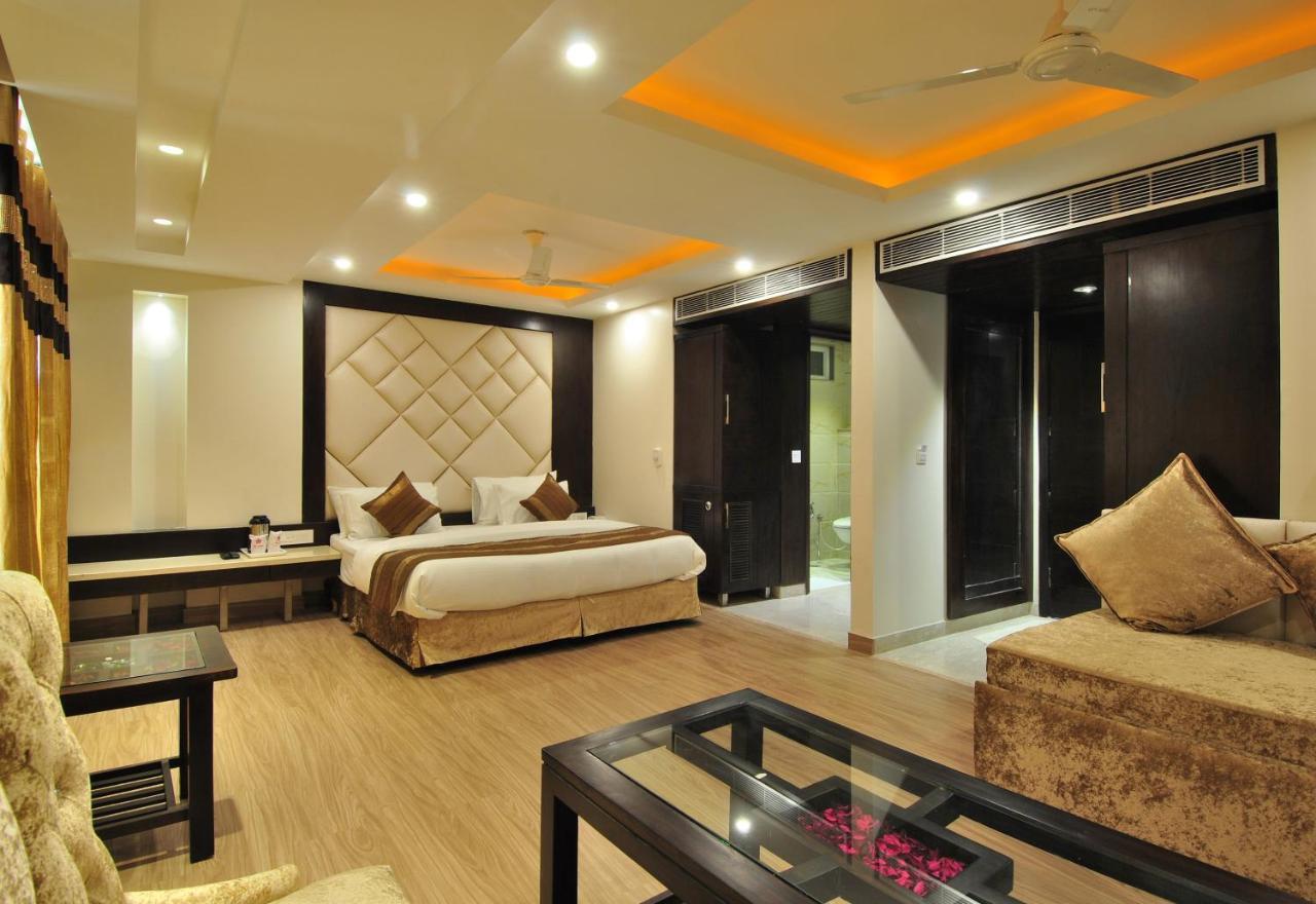 Sai Miracle - Luxury Living Nova Deli Exterior foto